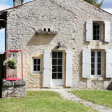 La Petite Maison Matha Екстер'єр фото