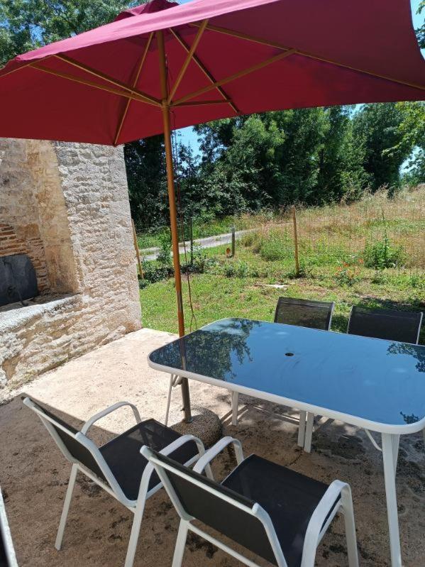 La Petite Maison Matha Екстер'єр фото