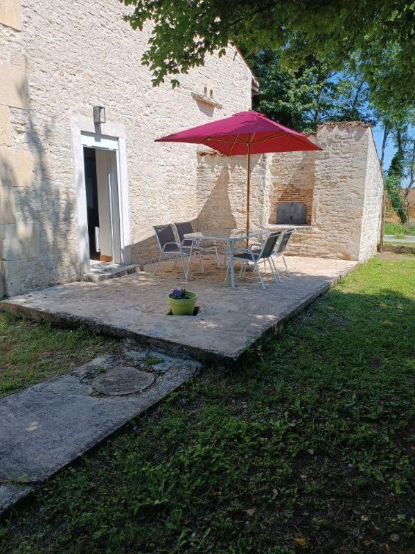 La Petite Maison Matha Екстер'єр фото